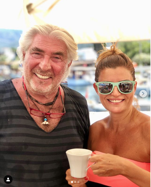 6 Aylık hamile Ece Vahapoğlu plajda fenalaştı imdadına Erdal Özyağcılar koştu - Resim: 2