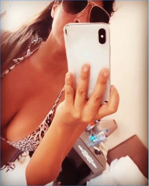 Tuğba Ekinci mini bikinisiyle vücudunu sergiledi artık resmen sınır tanımıyor - Resim: 2