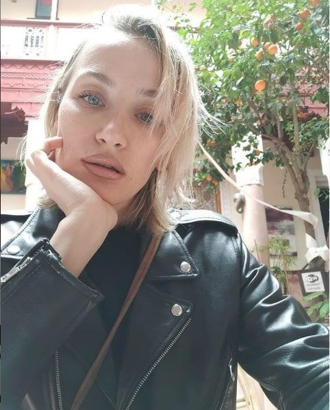 Didem Soydan açtı ağzını yumdu gözünü Burak Deniz Alina Boz pozları olay çıkardı - Resim: 3