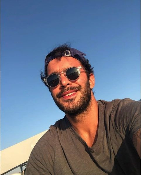 Show TV Çukur'un yıldızı Barış Arduç eşi Gupse Özay'la evliliklerini anlattı - Resim: 4