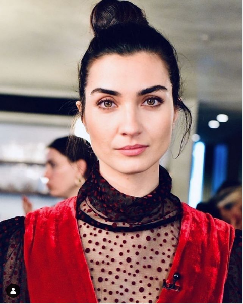 Tuba Büyüküstün'den estetik açıklaması geldi tek tip eleştirisi olay! - Resim: 4