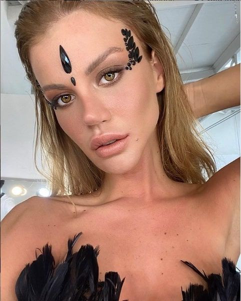 Kanal D’de Magazin D’yi sunmaya başlayan Aslı Turanlı'nın maskesinin fiyatı olay! - Resim: 1