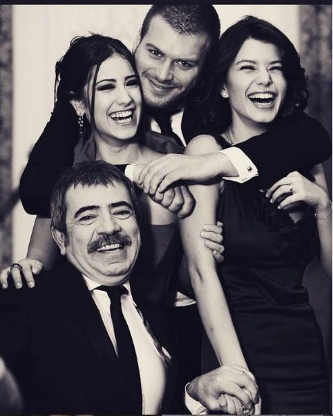 Hazal Kaya Aşk-ı Memnu fotoğrafını Instagram'da 11 sene sonra itiraflarla beraber paylaştı - Resim: 3