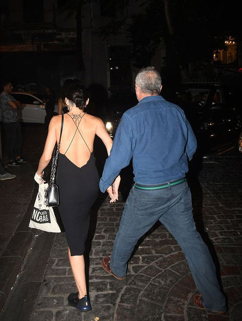 Hazar Ergüçlü 19 yaş büyük sevgilisiyle ilk kez el ele! - Resim: 3