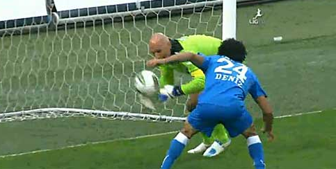 Sezonun en bomba golü böyle görüntülendi - Resim: 2