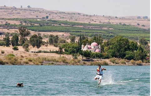 Hz. İsa gibi denizde yürüdü - Resim: 2