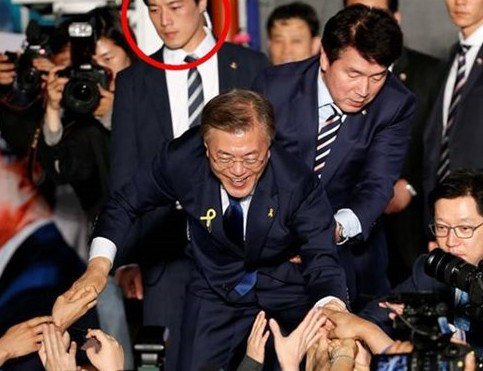 Başkanın korumasına bakın fenomen oldu! - Resim: 1