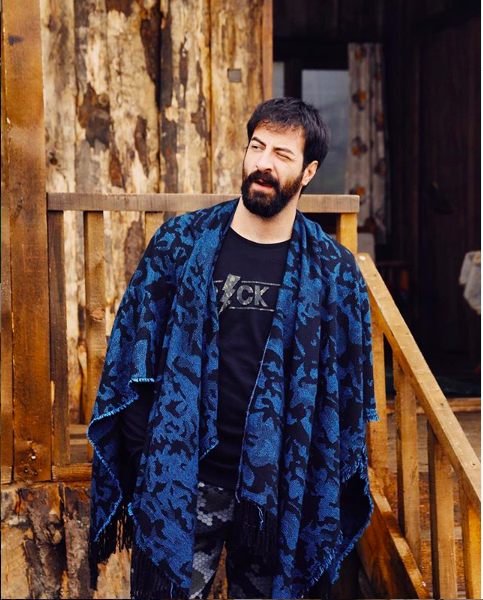 Kuzey Yıldızı Aşk'ın  Kuzey'inin karısına bakın! Çok ünlü isim çıktı - Resim: 2