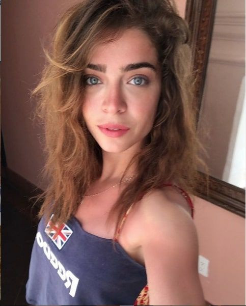 Mini etek açıklaması olay yaratan Öykü Çelik'ten yeni açıklama geldi böyle savundu - Resim: 1