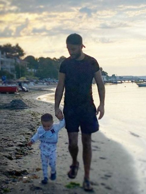 Ünlüler dünyasından Babalar Günü paylaşımları geldi! - Resim: 4