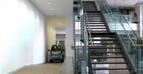 Bu otomobil asansöre bile sığabiliyor - Resim: 2