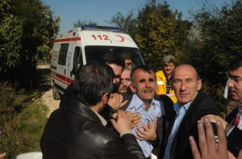 Binlerce kişi şehidi için ağladı - Resim: 3