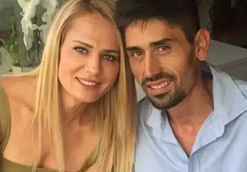 Evlatlıktan reddedildi mi? Nagihan Karadere kameralar önünde babasını aradı - Resim: 0