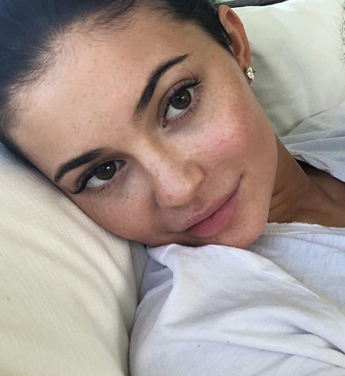 Kylie Jenner ablasının seks kasedi sayesinde en genç milyarder oldu - Resim: 1