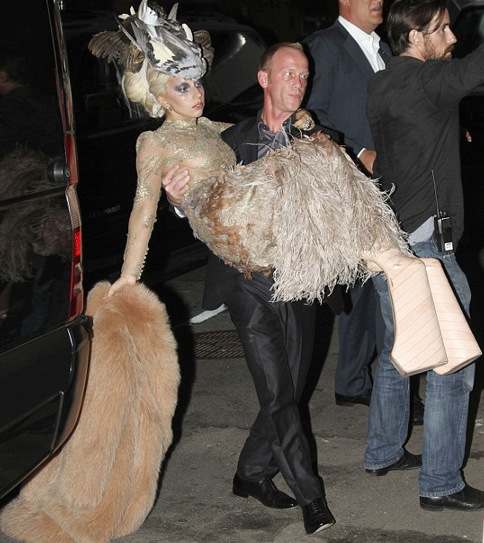 Bu nasıl ayakkabı Lady Gaga! - Resim: 1