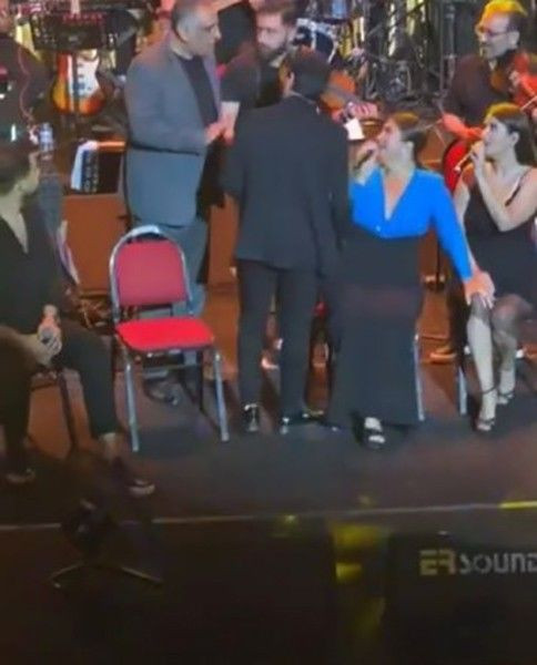 Konserde ortalık karıştı, Sibel Can sahneye ara verdi! - Resim: 3