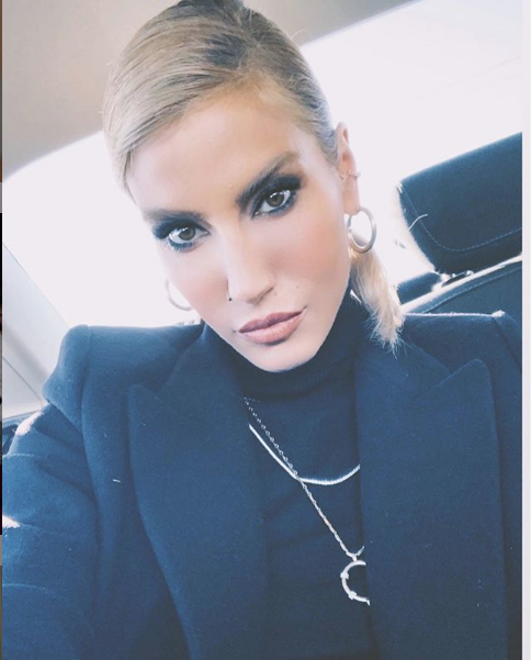 Çağla Şıkel 'kırbaç fantezisi' sorusuna cevabı yapıştırdı! Kırbaçla yürümesi hatırlatıldı - Resim: 2