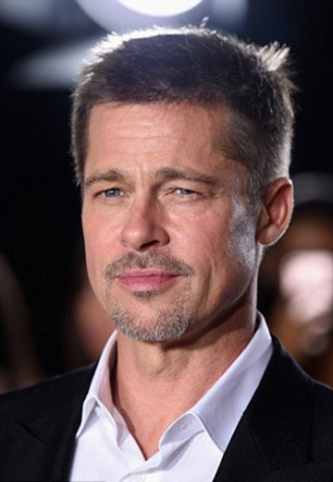 Hangisi Angelina? İkizini görünce çok şaşıracaksınız... - Resim: 1