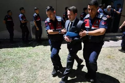 Yangında kaçan otel müdürü Emir Aras mahkemede vicdan yaptı! Mahkemede ara karar - Resim: 2