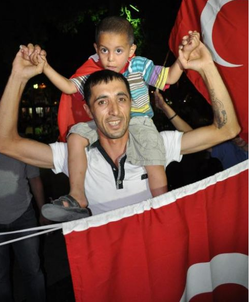 Türkiye terörü böyle lanetledi - Resim: 3