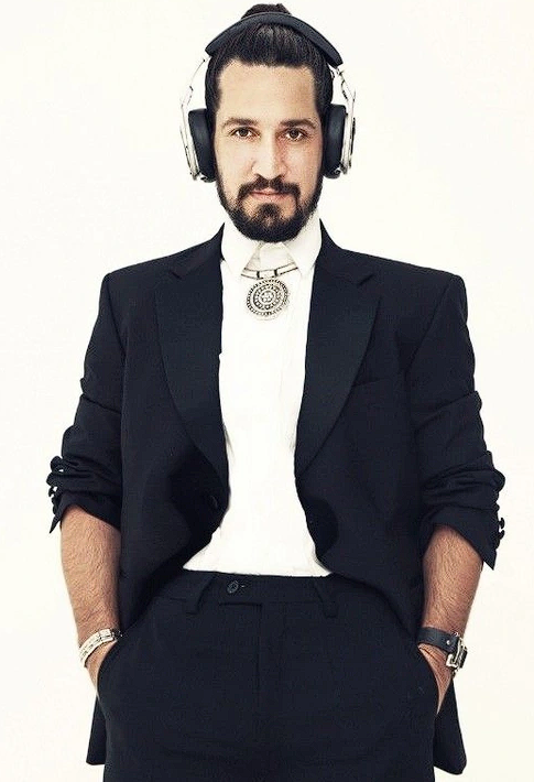 Bu da oldu: Ünlüleri ünlülerle dolandırdılar! 15 milyonluk vurgun yapan çete çökertildi - Resim: 3