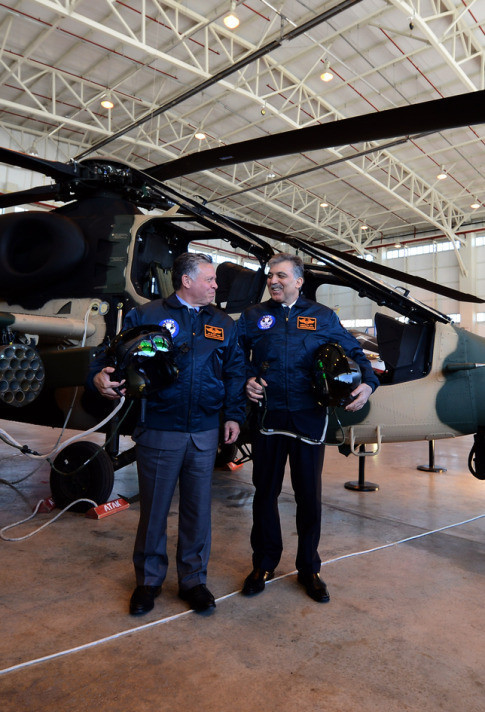 Gül ve Ürdün Kralı Türk helikopterini inceledi - Resim: 3