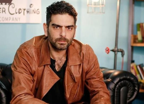 Mehmet Ali Nuroğlu sessiz sedasız evlendi! Nikahtan ilk kare geldi işte yeni eşi Berrin Ağırbaş - Resim: 3