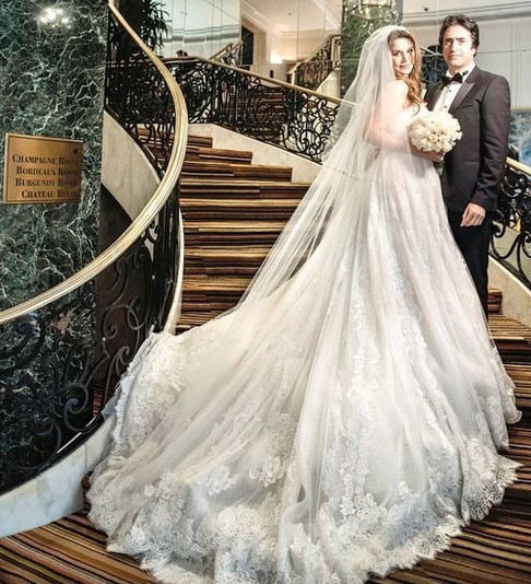 Mahsun Kırmızıgül'ün kızı Lavin'e bakın ilk kez görüntülendi - Resim: 1