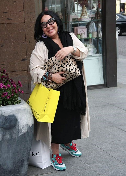 Nur Yerlitaş: Şerefsizim ameliyat olmadım - Resim: 2