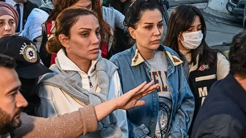 Dilan Polat ve Sıla Doğu'dan mektup! Aylardır sorguladığım tek şey... - Resim: 1