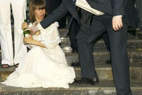 En mutlu anlarında böyle rezil oldular! - Resim: 4