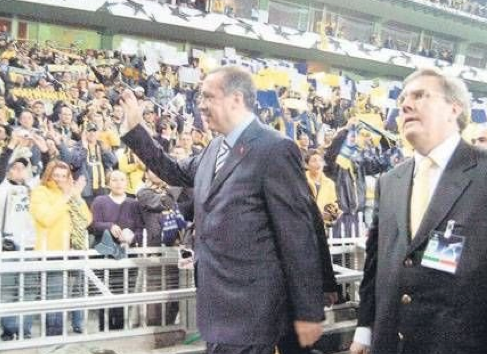 Ünlüler tam bir fanatikmiş - Resim: 2