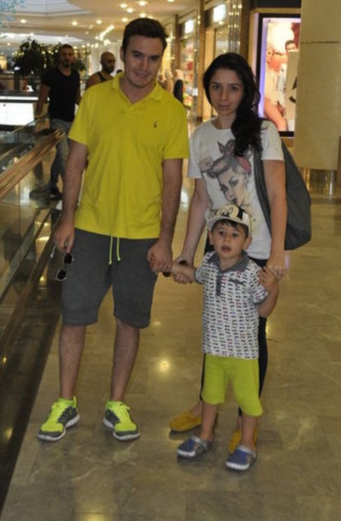 İşte Mustafa Ceceli'nin sır gibi sakladığı eşi! - Resim: 2