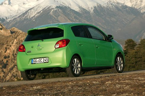 Yepyeni Space Star satışa sunuldu  - Resim: 1