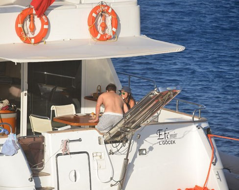 Şallı kredi katını Akçıl'a verince.. - Resim: 1