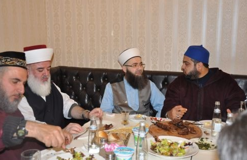 Cübbeli'nin oğlu marka tutkunu! - Resim: 4