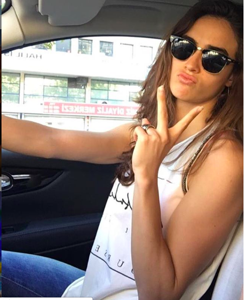 Melisa Emirbayer kaç yaşında aslen nereli Survivor 2019'da sevgilisi var mı? - Resim: 2