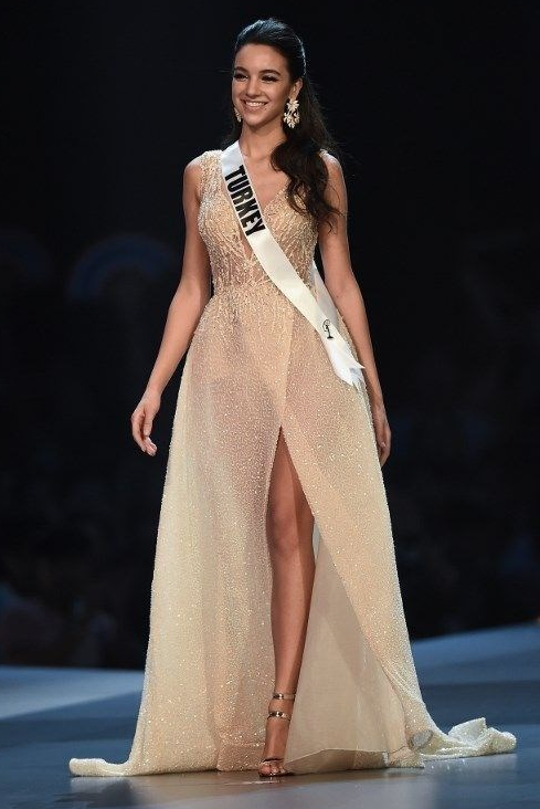 Yeni kainat güzeli belli oldu! Türk kızı Tara dereceye girdi mi? - Resim: 3