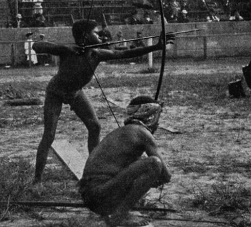 Bu kadınların kalçasını görmek için... Tarihin kara fotoğrafları! - Resim: 4