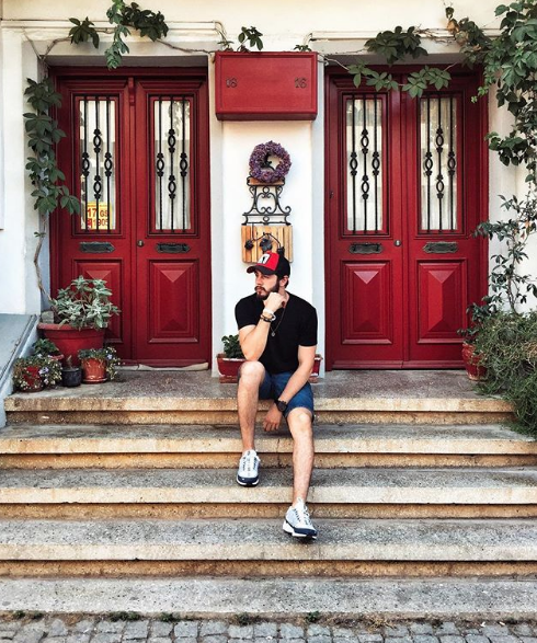 Kimdir bu İsmail Ege Şaşmaz kardeşi ondan da ünlü - Resim: 3