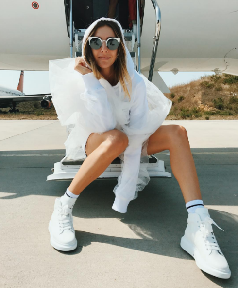 Şeyma Subaşı'nın gelinliğine bakın sonunda giyip gösterdi - Resim: 1