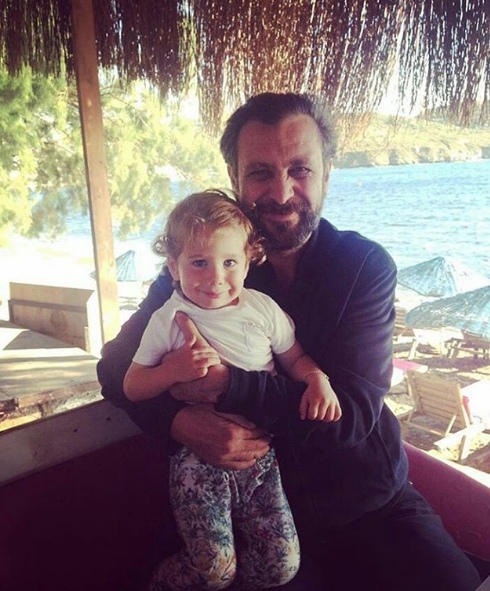 Nejat İşler saldırıya uğradı dişi kırıldı bayılıp kaldı daha sonra... - Resim: 1