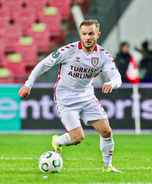 Süper Lig ekibinde sakatlık şoku! Kaburgası kırıldı - Resim: 1