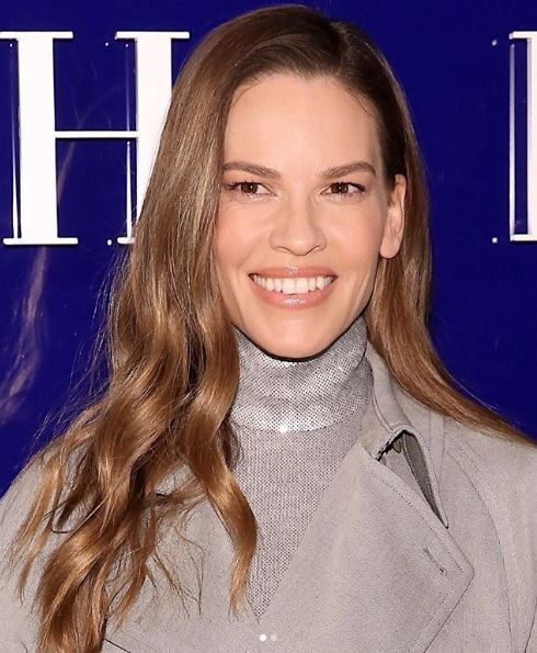 Oscarlı yıldız Hilary Swank ölen köpeğini Mevlana'nın sözüyle andı - Resim: 1