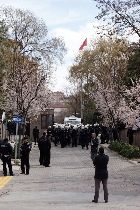 Ankara'da Nevruz savaşı! - Resim: 1
