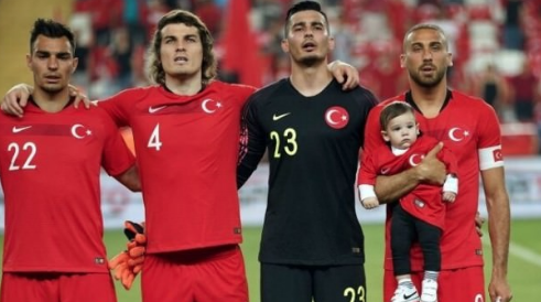 İdlib'de 33 asker şehit oldu spor dünyası yasa boğuldu! İşte başsağlığı mesajları - Resim: 4