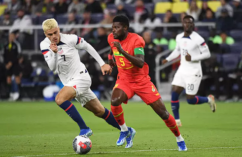 Galatasaray'da 3 yıldız futbolcunun bileti kesildi! Gelecek isimler de belli oldu - Resim: 0