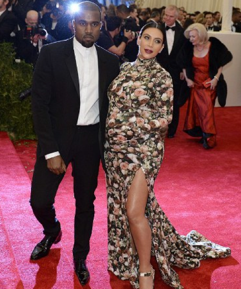 Kıyafetiyle öyle bir dalga geçti ki... - Resim: 3