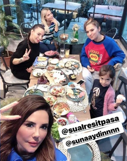 Suna Aydın'ın eşi ve oğlu kimdir? Masterchef'e girince köşeyi döndü - Resim: 3