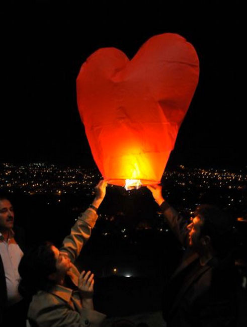 Van depreminin üzerinden 1 yıl geçti - Resim: 1